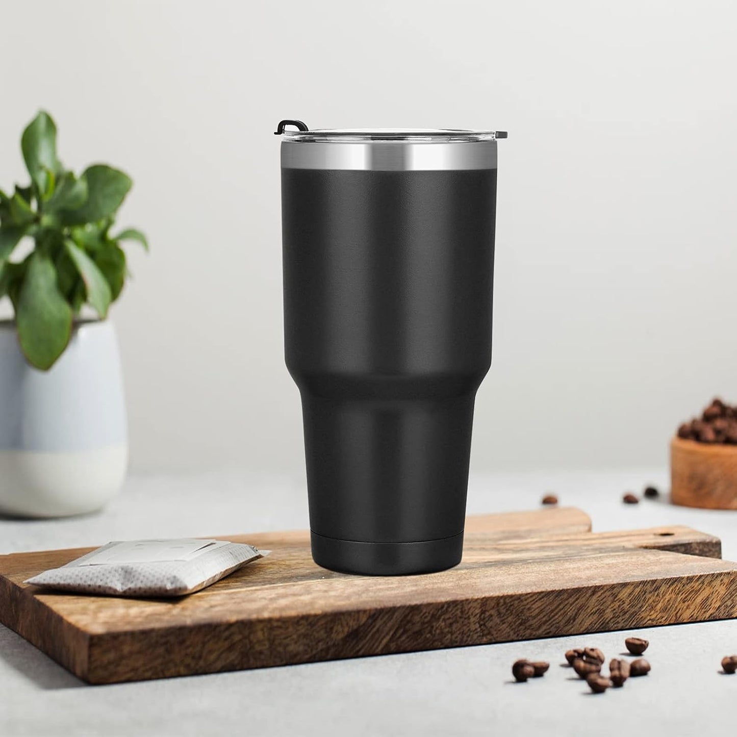 30Oz Stainless Steel Tumbler, Insulated Coffee Tumbler Cup, Double Wall Vacuum Insulated Travel Tumbler with Lid and Straw, Powder Coated Travel Mug for Hot or Cold Drinks, Black